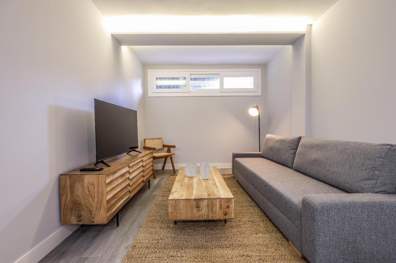 Apartamentos Reformados En Arturo Soria Madrid Buitenkant foto