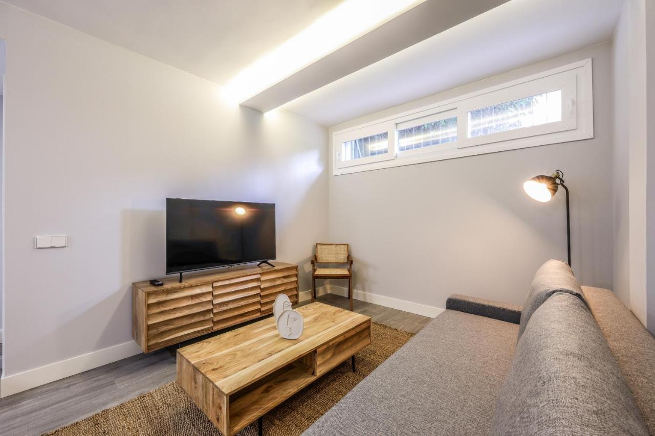 Apartamentos Reformados En Arturo Soria Madrid Buitenkant foto