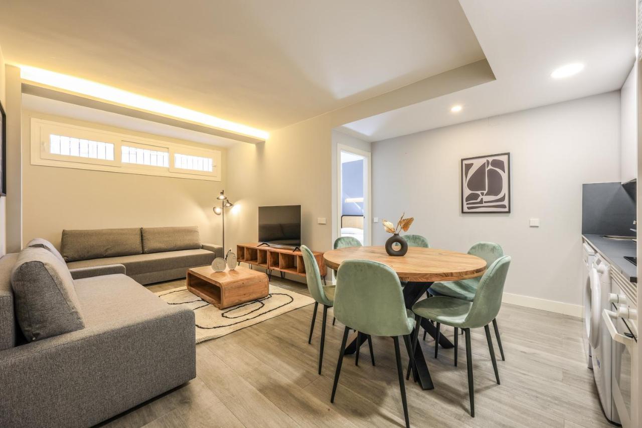 Apartamentos Reformados En Arturo Soria Madrid Buitenkant foto