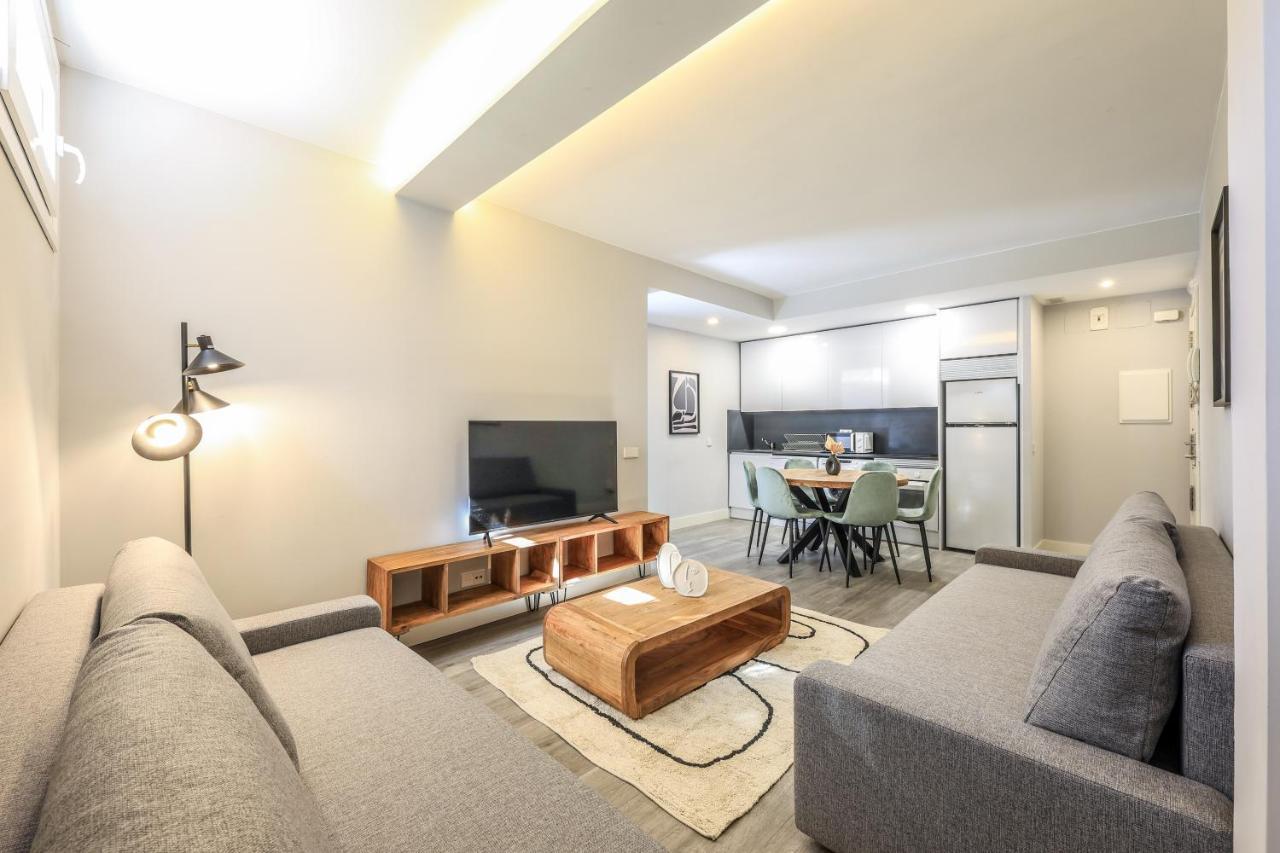 Apartamentos Reformados En Arturo Soria Madrid Buitenkant foto