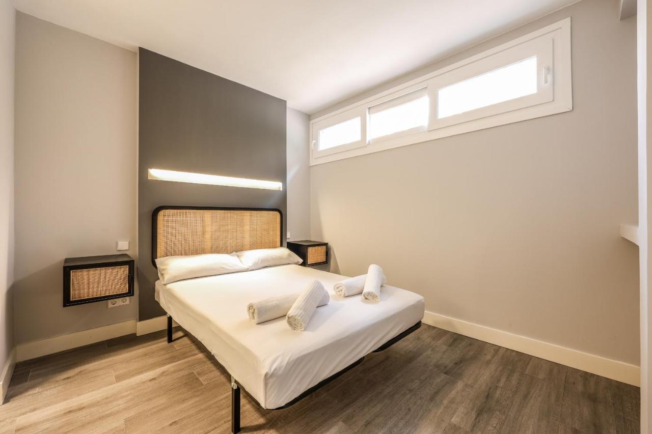 Apartamentos Reformados En Arturo Soria Madrid Buitenkant foto