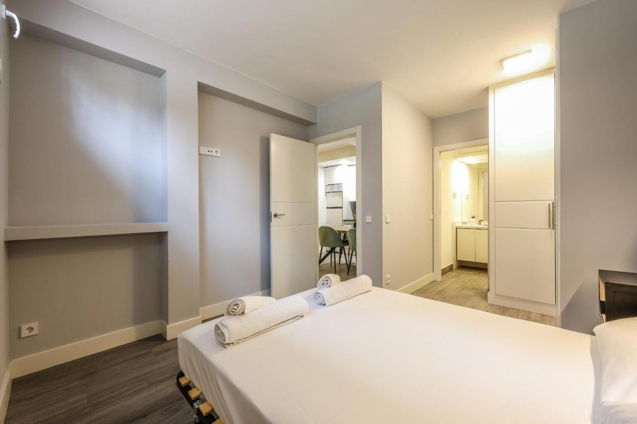 Apartamentos Reformados En Arturo Soria Madrid Buitenkant foto