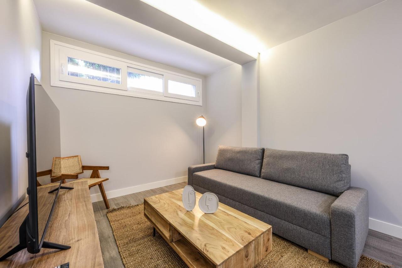 Apartamentos Reformados En Arturo Soria Madrid Buitenkant foto