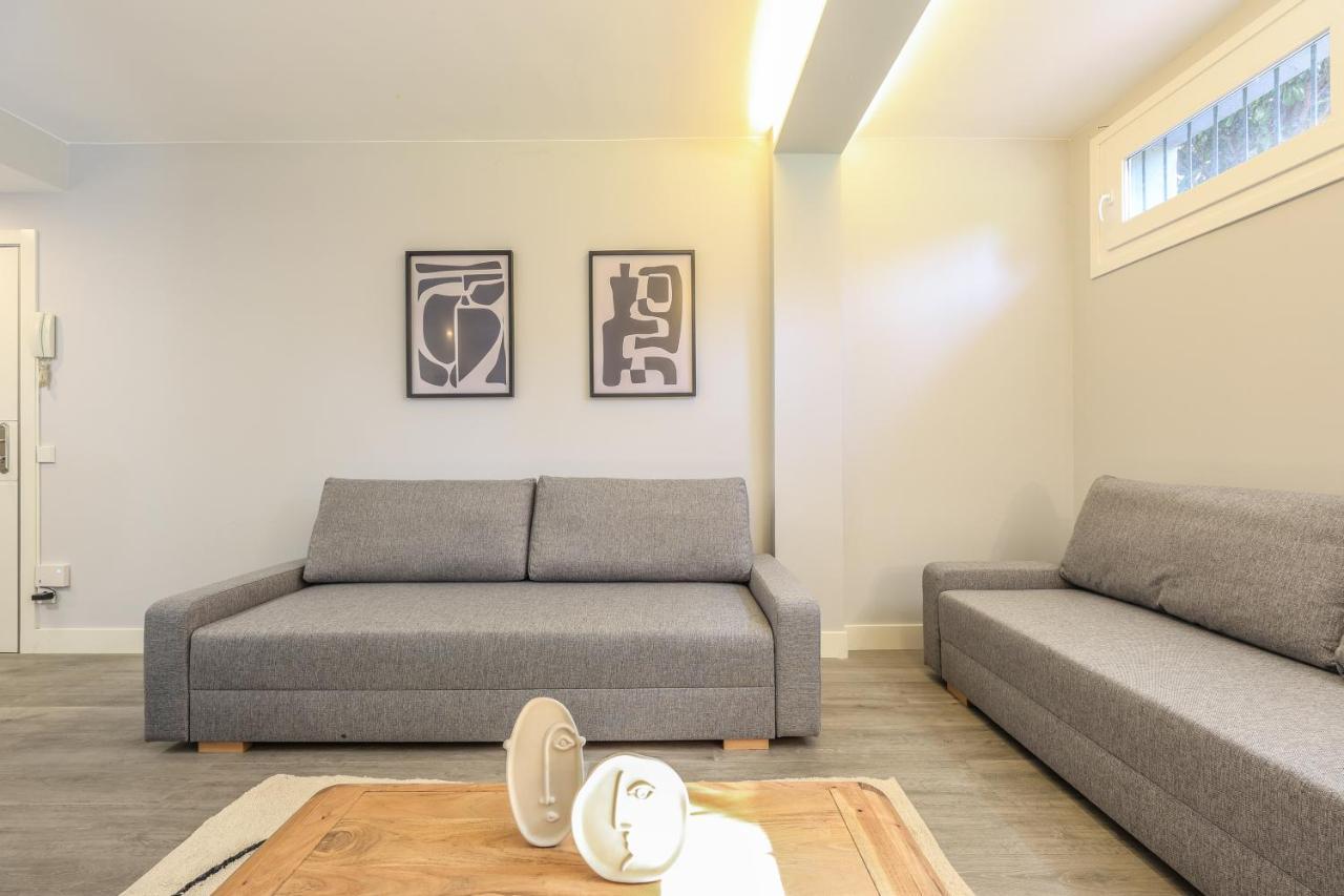 Apartamentos Reformados En Arturo Soria Madrid Buitenkant foto