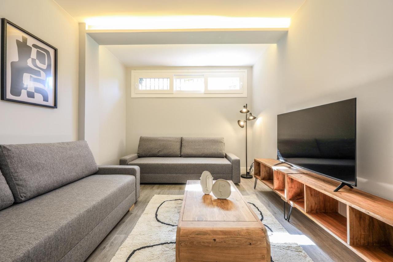 Apartamentos Reformados En Arturo Soria Madrid Buitenkant foto
