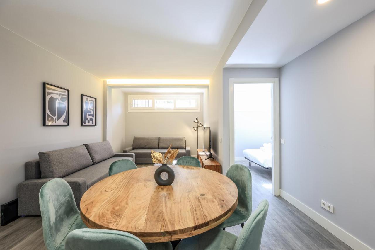 Apartamentos Reformados En Arturo Soria Madrid Buitenkant foto