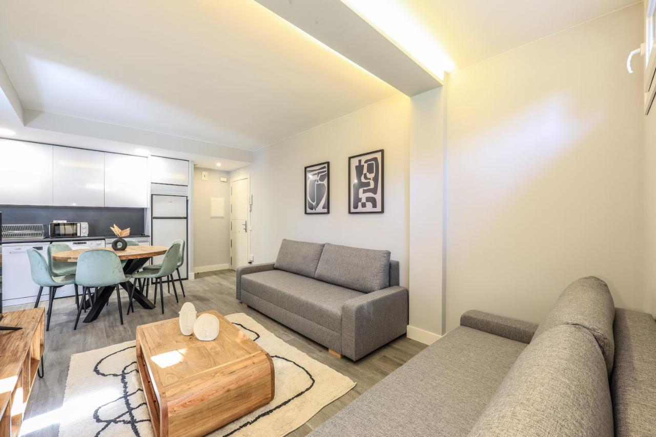 Apartamentos Reformados En Arturo Soria Madrid Buitenkant foto